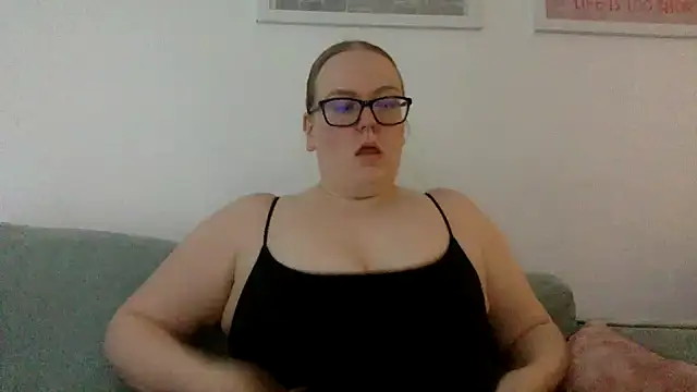 Snapshot of gracelovesxx chatting on 05.13.26 gracelovesxx online show from 05.13.26