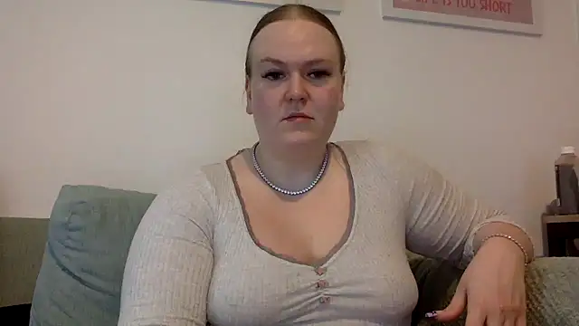 Snapshot of gracelovesxx chatting on 06.03.26 gracelovesxx online show from 06.03.26