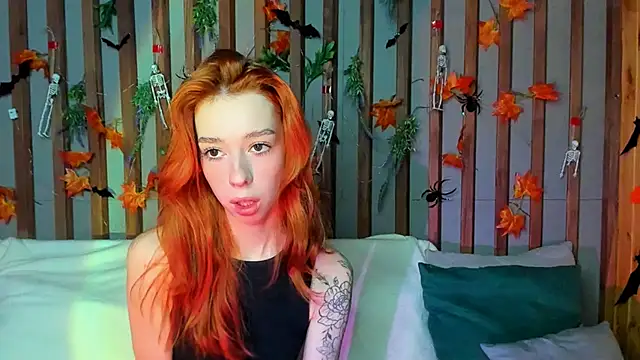 Snapshot of Lori_Williams chatting on 11.05.25 Lori Williams online show from 11.05.25