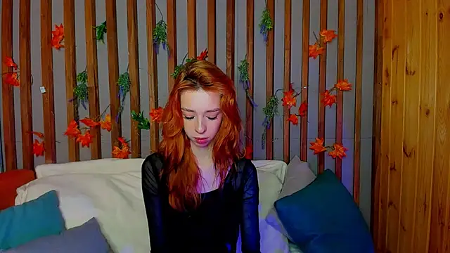 Snapshot of Lori_Williams chatting on 12.04.25 Lori Williams online show from 12.04.25