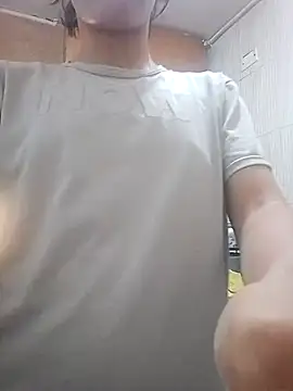 Natzu Choi online show from 09.28.25