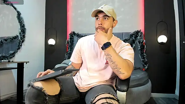 Liam walk  online show from 12.22.25