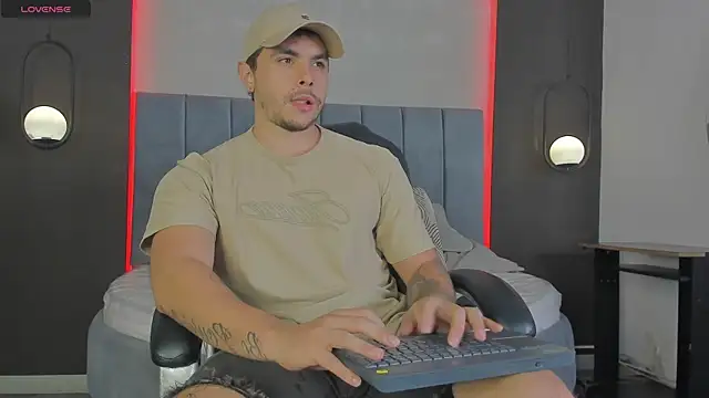 Liam walk  online show from 03.07.26