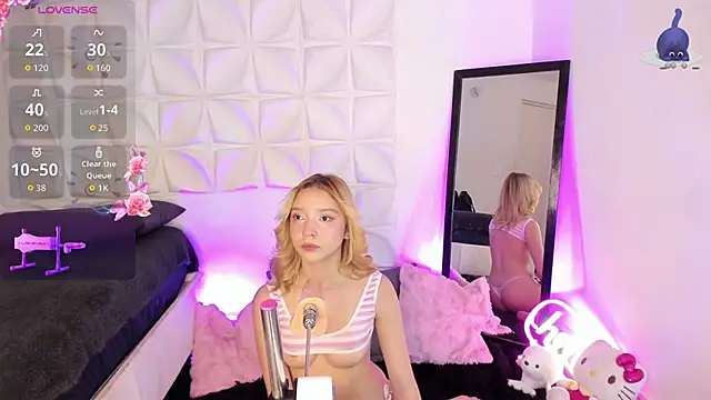 JuliethMoss online show from 09.15.25