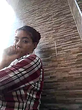 Pamelamiler   online show from 09.13.25