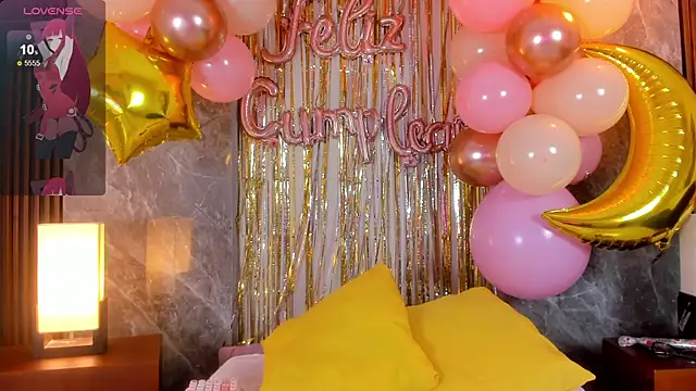 Emma hunter  online show from 11.20.25