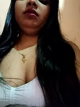 Maahhii 2 online show from 01.14.26