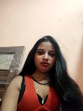 Maahhii 2 online show from 02.21.26