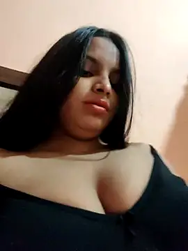 Snapshot of Maahhii_2 chatting on 07.19.26 Maahhii 2 online show from 07.19.26