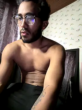 TU-MORENOO online show from 09.17.25