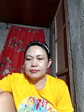 Everleigh mom online show from 09.13.25