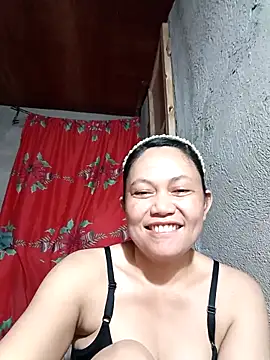 Everleigh mom online show from 09.28.25