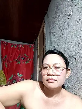 Everleigh mom online show from 11.21.25