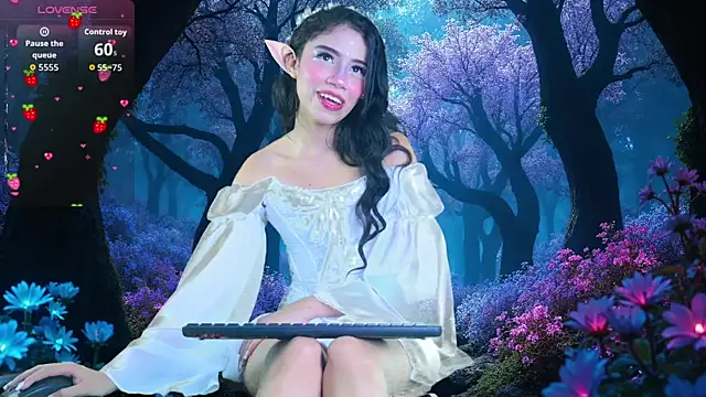 Snapshot of SammyJhuls chatting on 12.04.25 SammyJhuls online show from 12.04.25