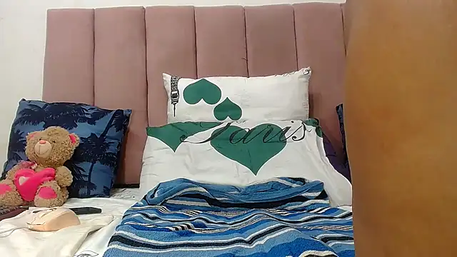 RoundaAssx22 online show from 01.06.26