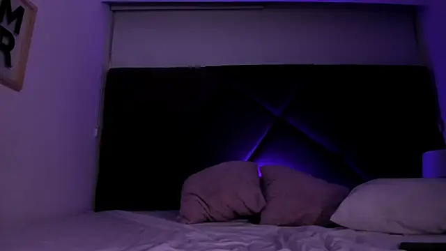 Snapshot of andrew_colleman chatting on 10.09.25 andrew colleman online show from 10.09.25