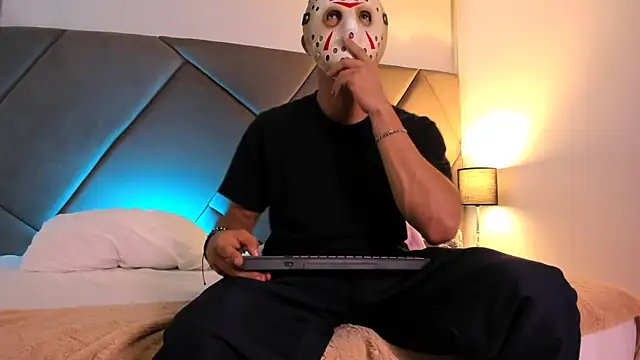 Snapshot of andrew_colleman chatting on 10.29.25 andrew colleman online show from 10.29.25