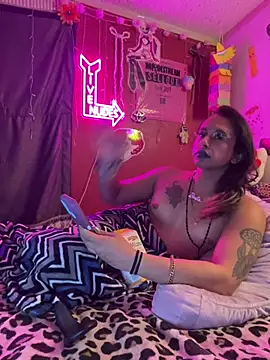 TranSexualJade95 online show from 05.15.26