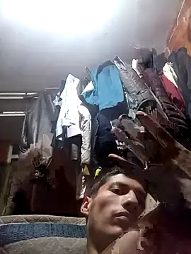 Snapshot of alexandercruz chatting on 04.29.26 alexandercruz online show from 04.29.26