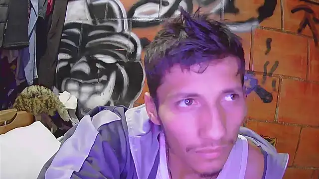 Snapshot of alexandercruz chatting on 05.22.26 alexandercruz online show from 05.22.26