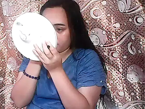 Snapshot of Pinay_Chubby20 chatting on 11.20.25 Pinay Chubby20 online show from 11.20.25