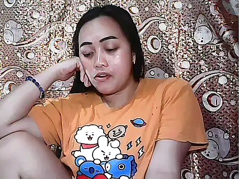 Snapshot of Pinay_Chubby20 chatting on 11.21.25 Pinay Chubby20 online show from 11.21.25