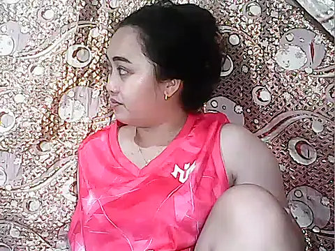 Snapshot of Pinay_Chubby20 chatting on 11.29.25 Pinay Chubby20 online show from 11.29.25