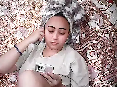 Snapshot of Pinay_Chubby20 chatting on 12.02.25 Pinay Chubby20 online show from 12.02.25