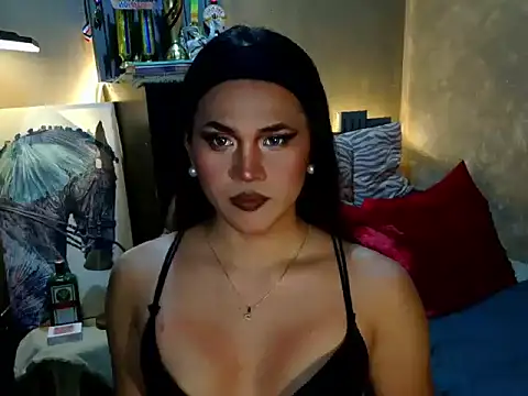 Snapshot of YllanaAltheaXxX chatting on 06.16.26 YllanaAltheaXxX online show from 06.16.26