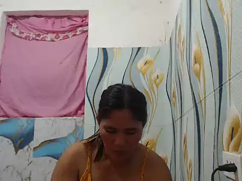 Snapshot of Juicy_69xx chatting on 07.13.26 Juicy 69xx online show from 07.13.26