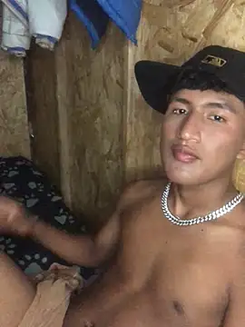 AlessandroMp4 online show from 02.17.26