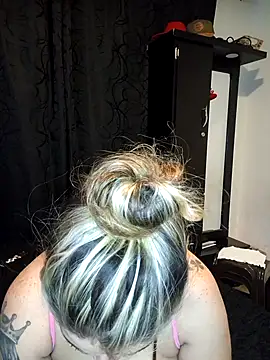 Snapshot of Fernandar2025 chatting on 09.25.25 Fernandar2025 online show from 09.25.25