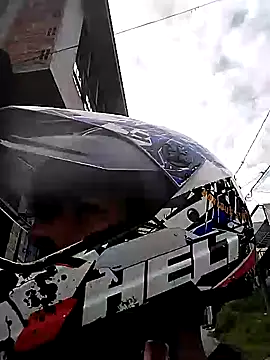 Snapshot of Fernandar2025 chatting on 11.15.25 Fernandar2025 online show from 11.15.25