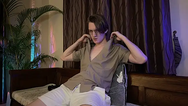 Snapshot of KellyTwink chatting on 07.02.26 KellyTwink online show from 07.02.26