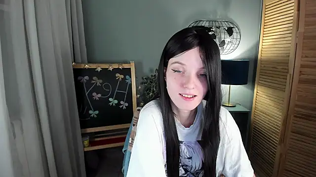 Madelaineses online show from 11.18.25