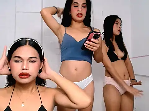 Snapshot of ur1hotpinay chatting on 05.13.26 ur1hotpinay online show from 05.13.26