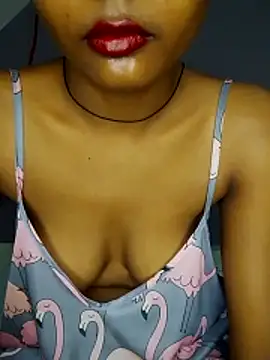 Mona Lucky online show from 04.18.26