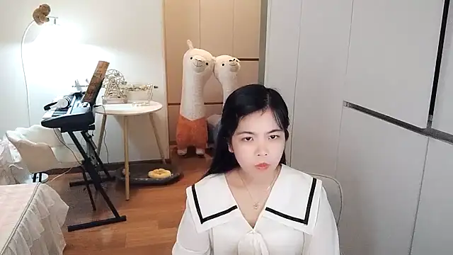 XiaoAnQi online show from 11.13.25