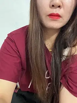 Moan Mary online show from 11.03.25