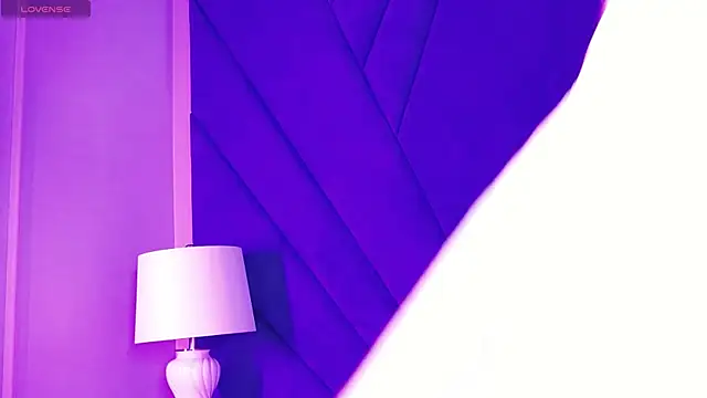 Evelisse online show from 09.22.25