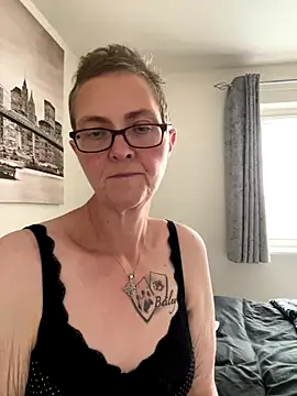 Curvy-Jinx online show from 10.03.25