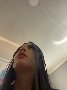 mia kisses2 online show from 01.16.26