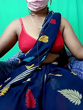 Snapshot of Cute_Renuka chatting on 09.10.25 Cute Renuka online show from 09.10.25