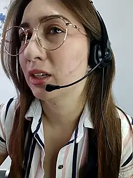 Snapshot of SUSY__06 chatting on 10.07.25 SUSY 06 online show from 10.07.25
