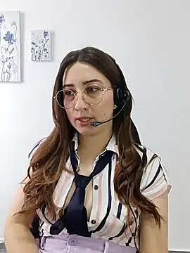 Snapshot of SUSY__06 chatting on 10.13.25 SUSY 06 online show from 10.13.25