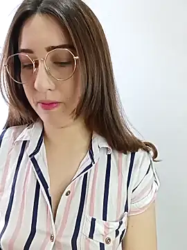 Snapshot of SUSY__06 chatting on 10.16.25 SUSY 06 online show from 10.16.25
