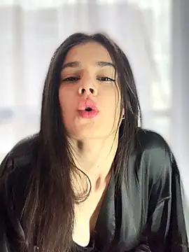 Sofi Leal online show from 10.25.25