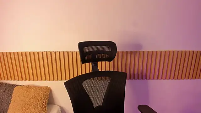 OliviaSweett online show from 10.23.25