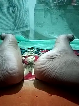 Snapshot of monubigcoock chatting on 10.21.25 monubigcoock online show from 10.21.25