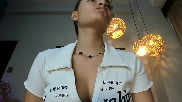 LunaAspen  online show from 12.03.25